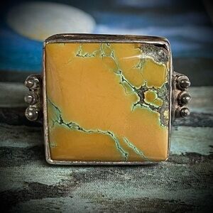 Vintage Hubei Chinese Old Mines Turquoise Chipita Sterling Silver Ring